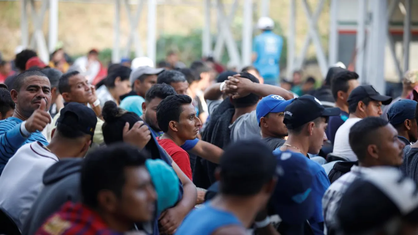 Trump havonta 500 migránst tervez áttelepíteni Florida demokrata irányítású városaiba