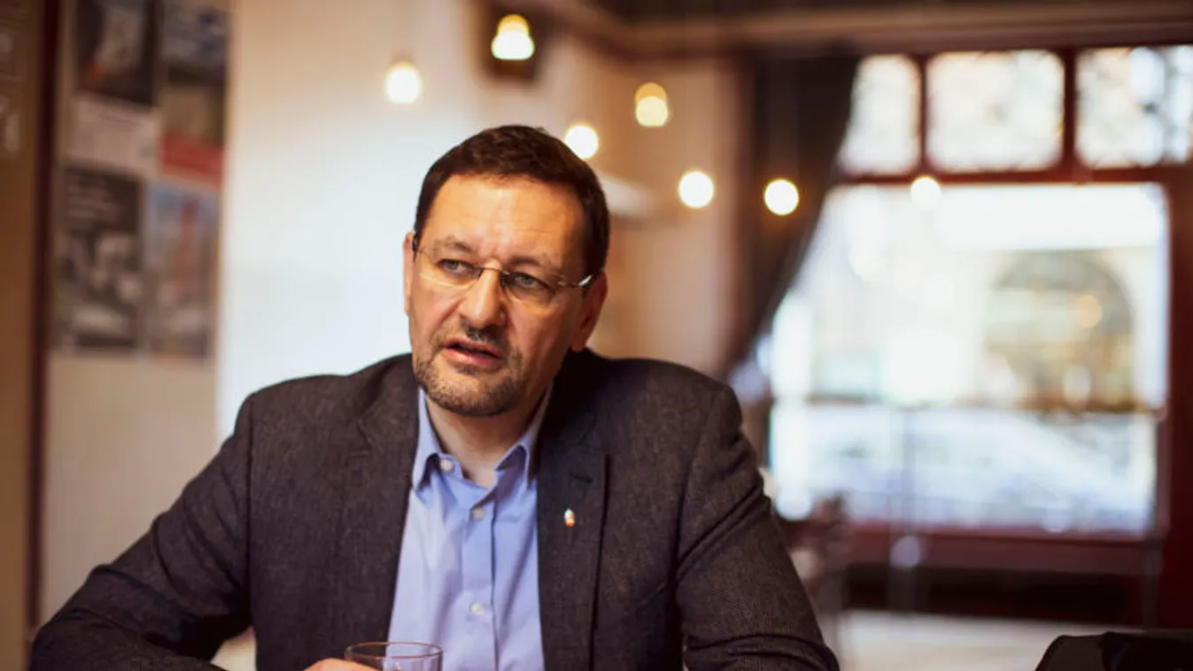 Megfutamodott a budavári ellenzék