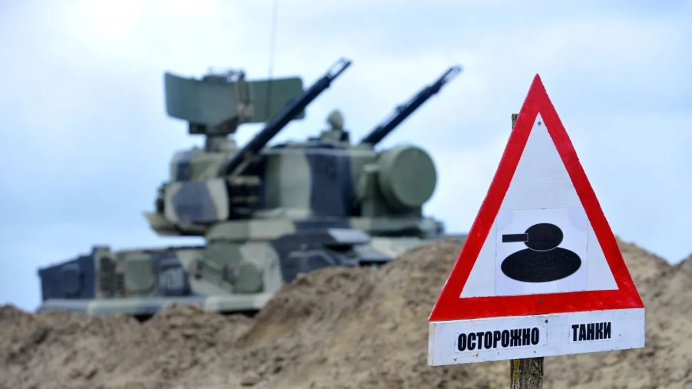 Japán és Oroszország kölcsönösen katonai erejük növelésével vádolja egymást