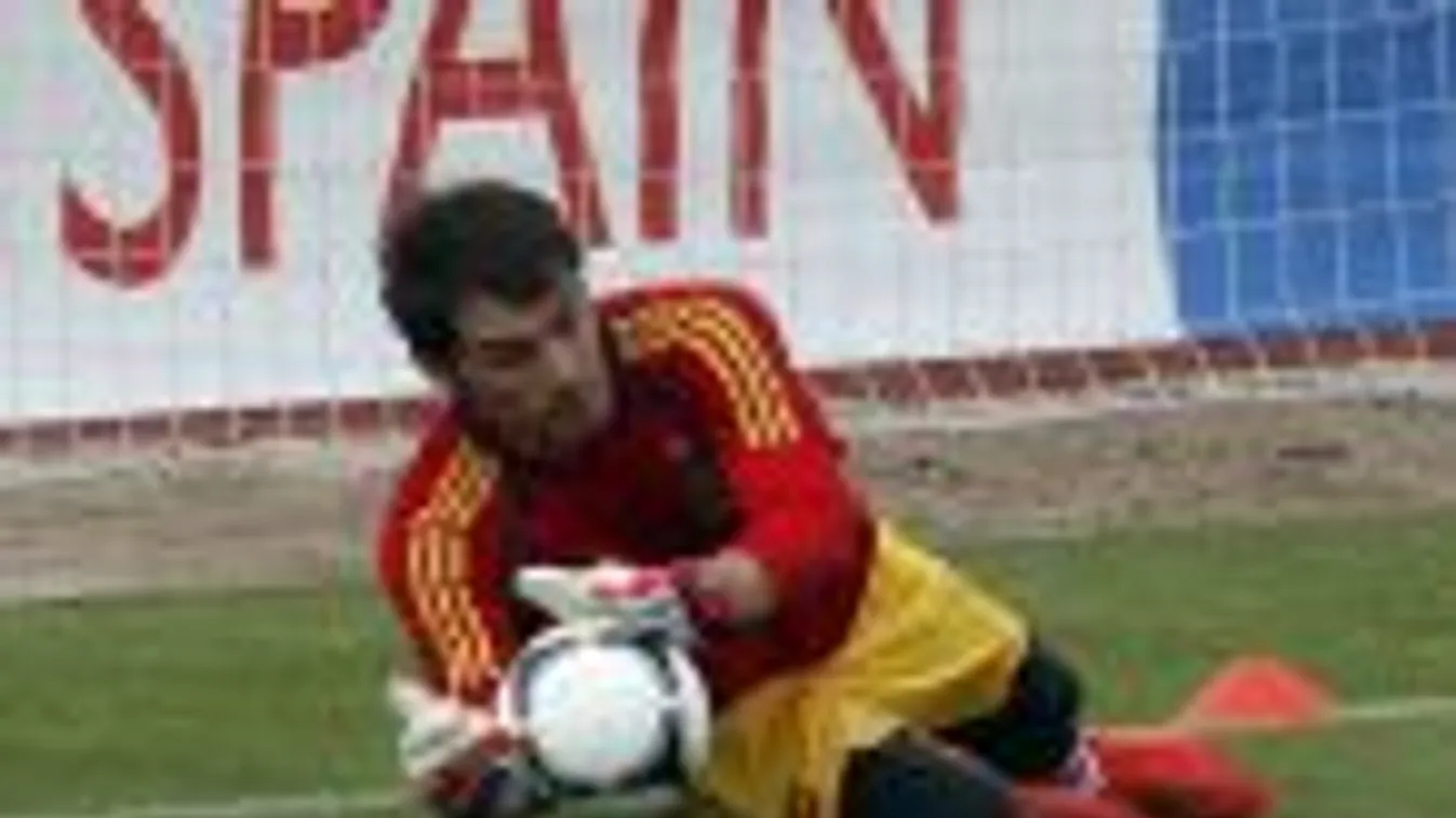 Iker Casillas szívinfarktust kapott