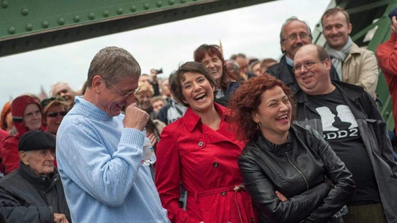 Századvég: átpártoltak az MSZP szavazói a Demokratikus Koalícióhoz