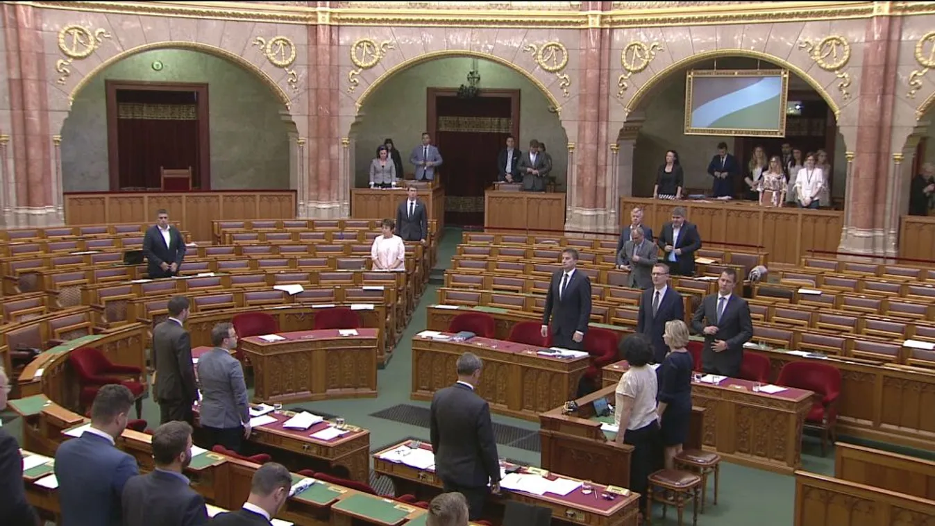 A parlamentben is napirenden volt a dunai hajóbaleset