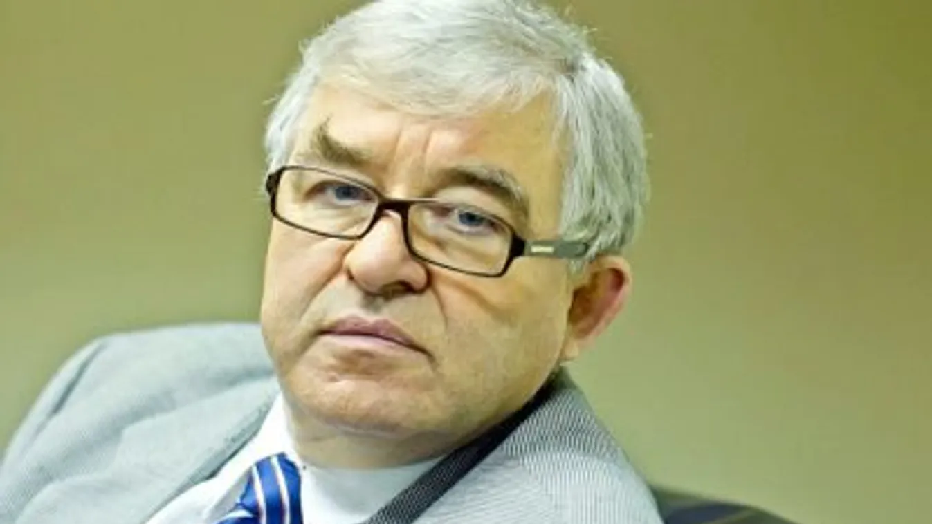 Boros Imre: Lassan kocsmai szintre süllyed az ellenzék