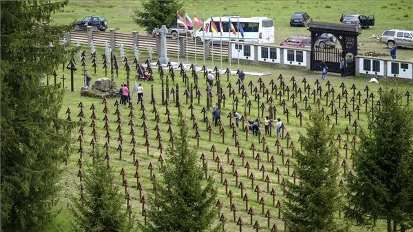 Semjén: Minden közösségnek joga van ahhoz, hogy virágot helyezzen el ősei és halottai sírján