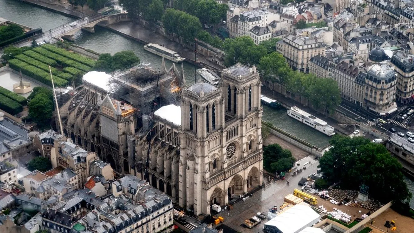 Szombaton megtartják az tűzvész utáni első misét a Notre-Dame-ban