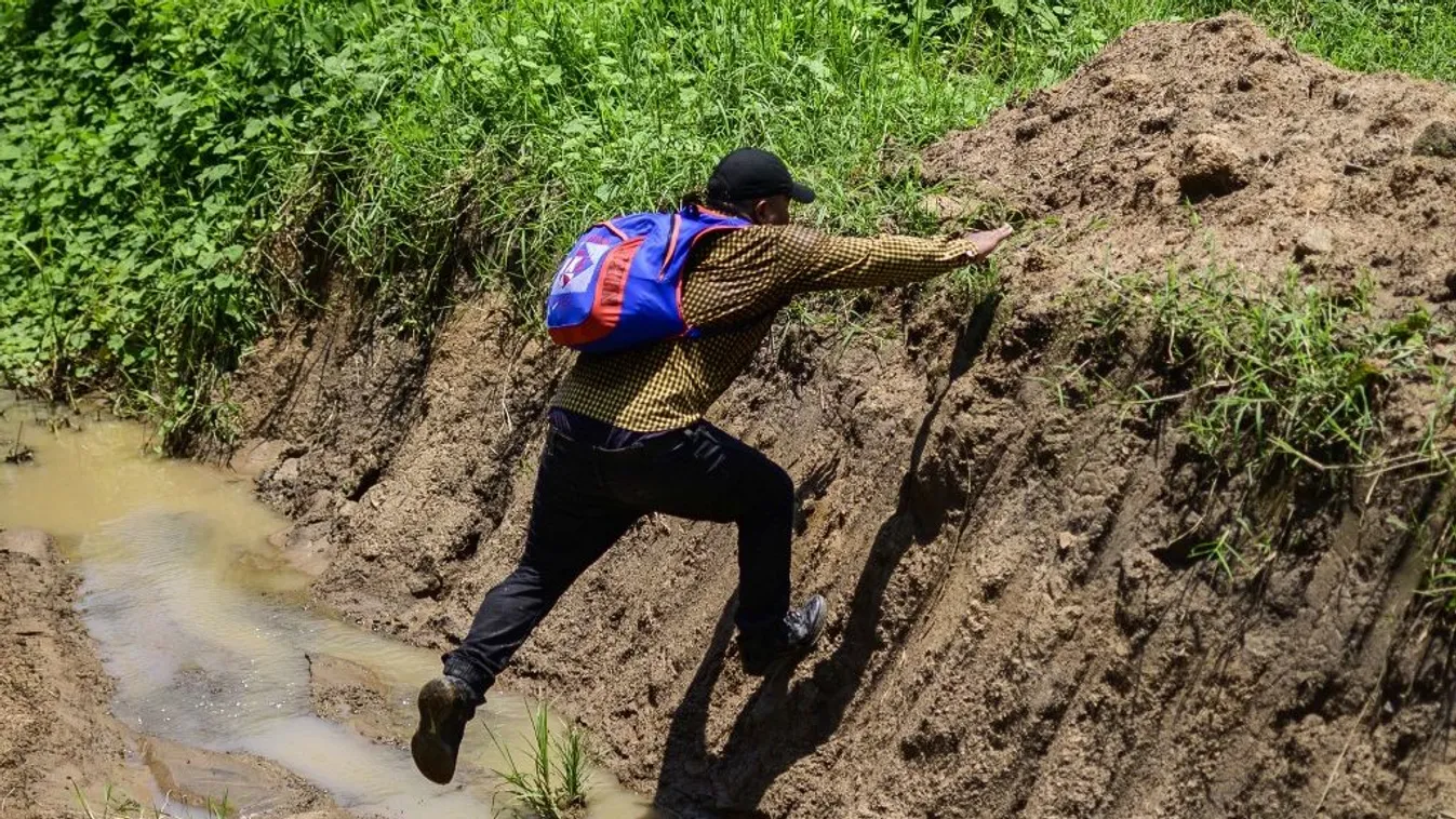 Megelégelték: újabb intézkedéssel enyhítenék a migránsválságot Amerikában