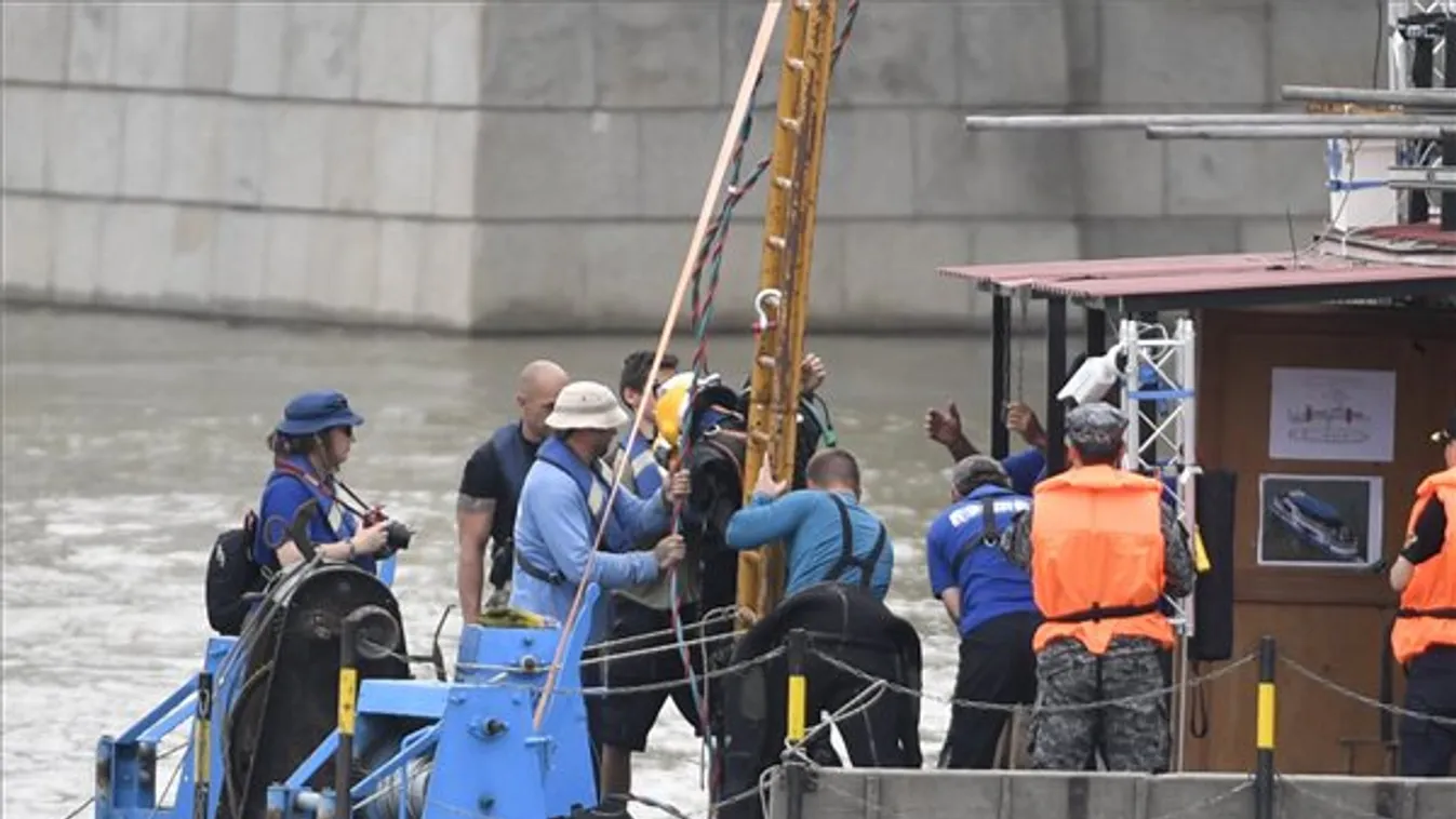 TEK: A roncs kiemelésének előkészítése zajlik