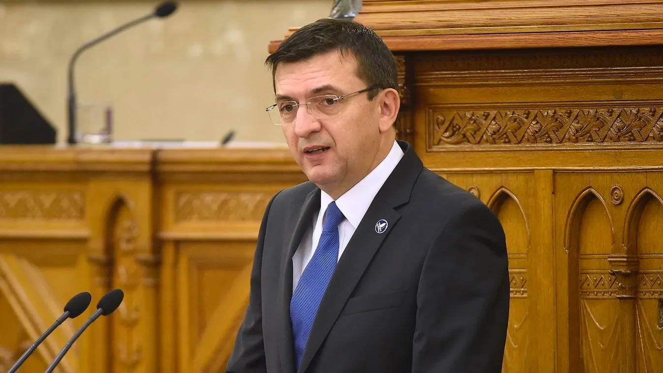 Domokos László: Az államnak segítenie kell a családok pénzügyi biztonságának megerősítését