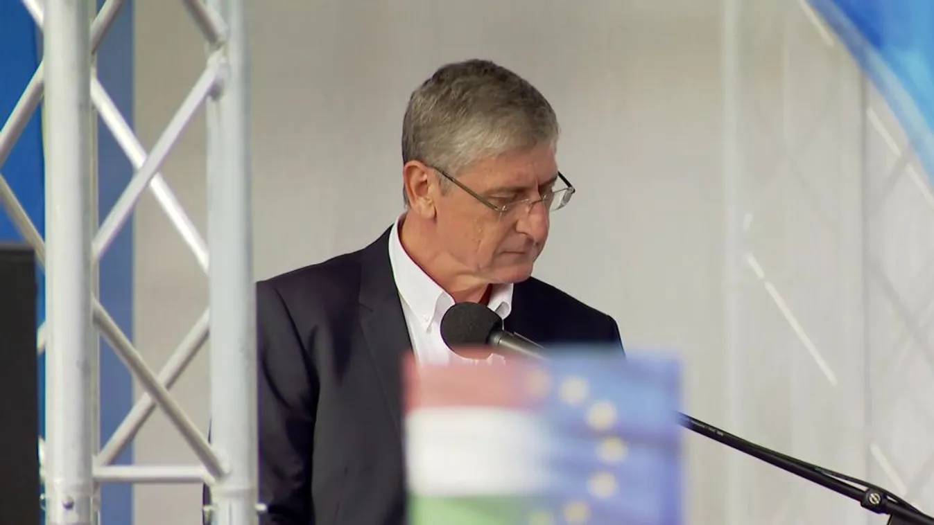 Gyurcsány kimagyarázza, miért rúgta fel a DK a Karácsonnyal kötött megállapodást