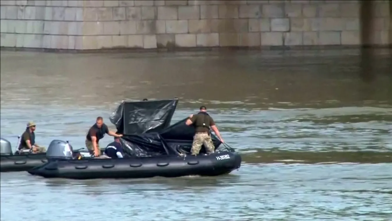 A hajóroncsból emelték ki a 13. áldozatot