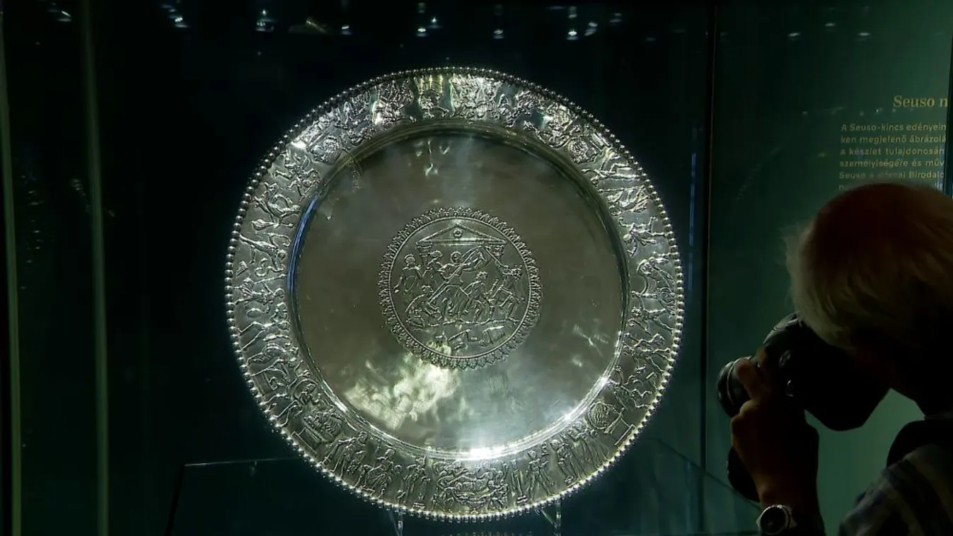 Megnyílt a Nemzeti Múzeum Seuso-kincseket bemutató állandó kiállítása