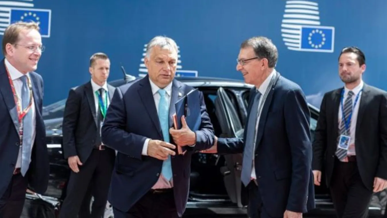 Orbán Viktor: A visegrádi négyek fantasztikus bravúrt hajtottak végre