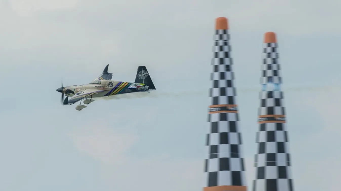Red Bull Air Race - Matt Hall győzött Zamárdiban, Sonka vezet összetettben