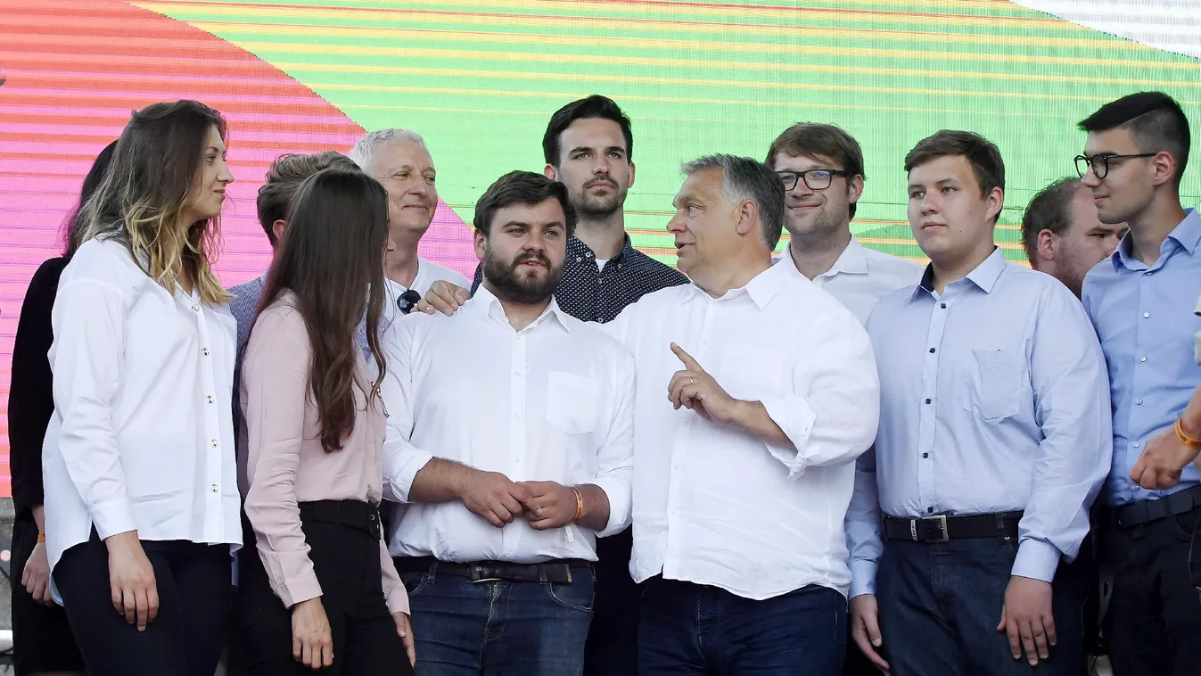 Orbán Viktor videót tett közzé Tusványosról