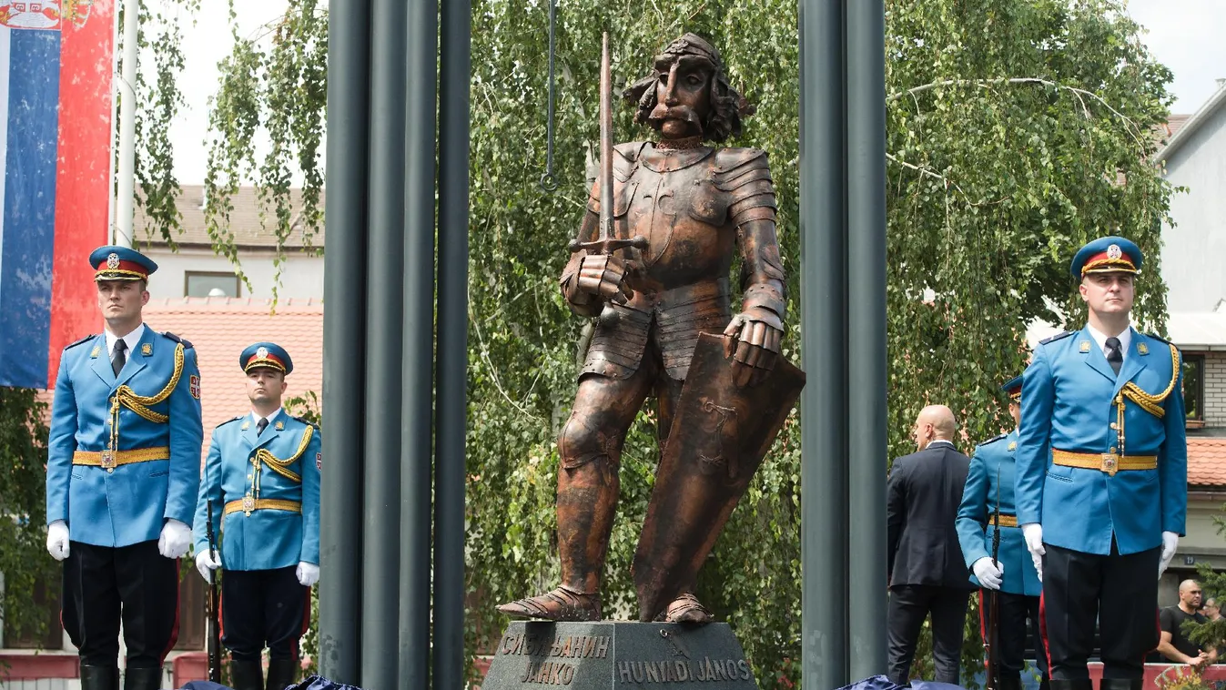 A magyar és a szerb államfő jelenlétében felavatták Hunyadi János zimonyi szobrát