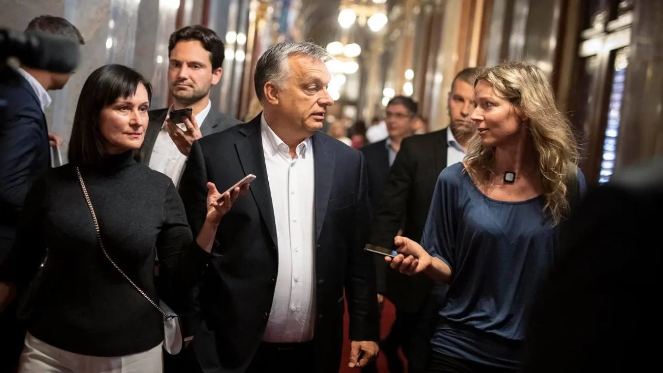 Mozgalmas nap volt a péntek Orbán Viktor számára