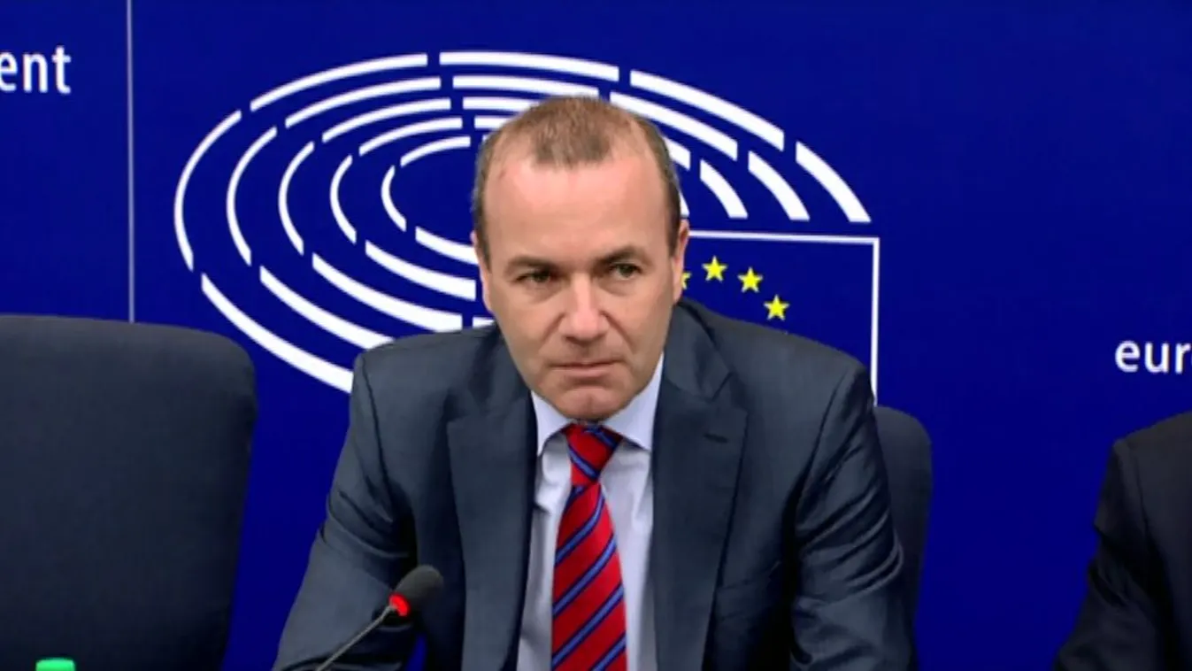 Manfred Weber visszalépett a csúcsjelöltségtől