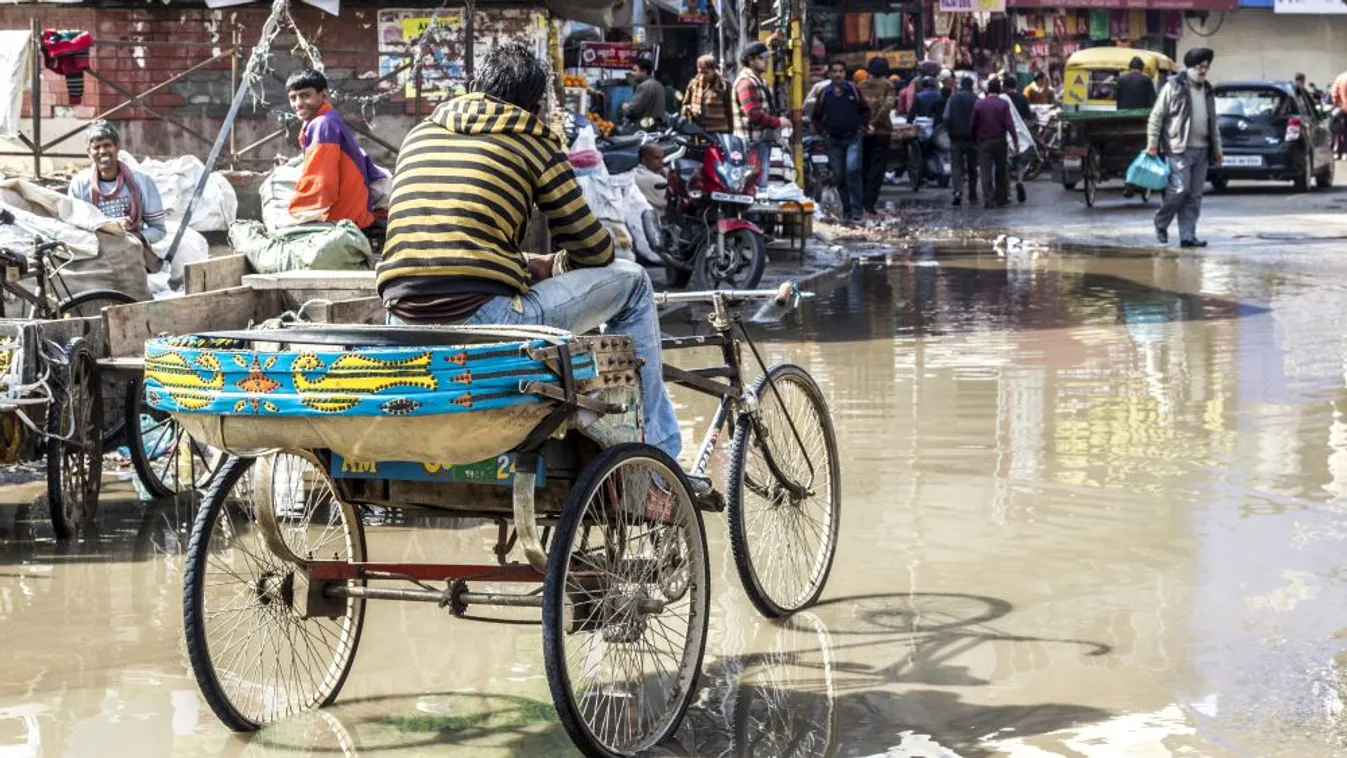 Indiában mintegy 4,5 millió embert érint a monszunesők keltette árvíz