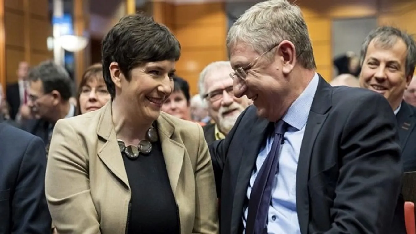 Járóka Líviát és Dobrev Klárát is az EP alelnökévé választották