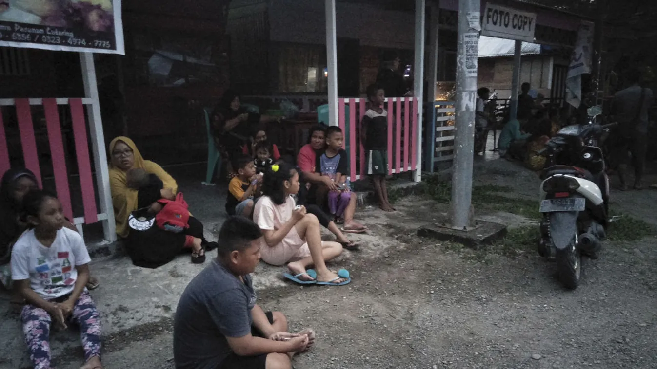 Halálos áldozata is van az indonéziai földrengésnek