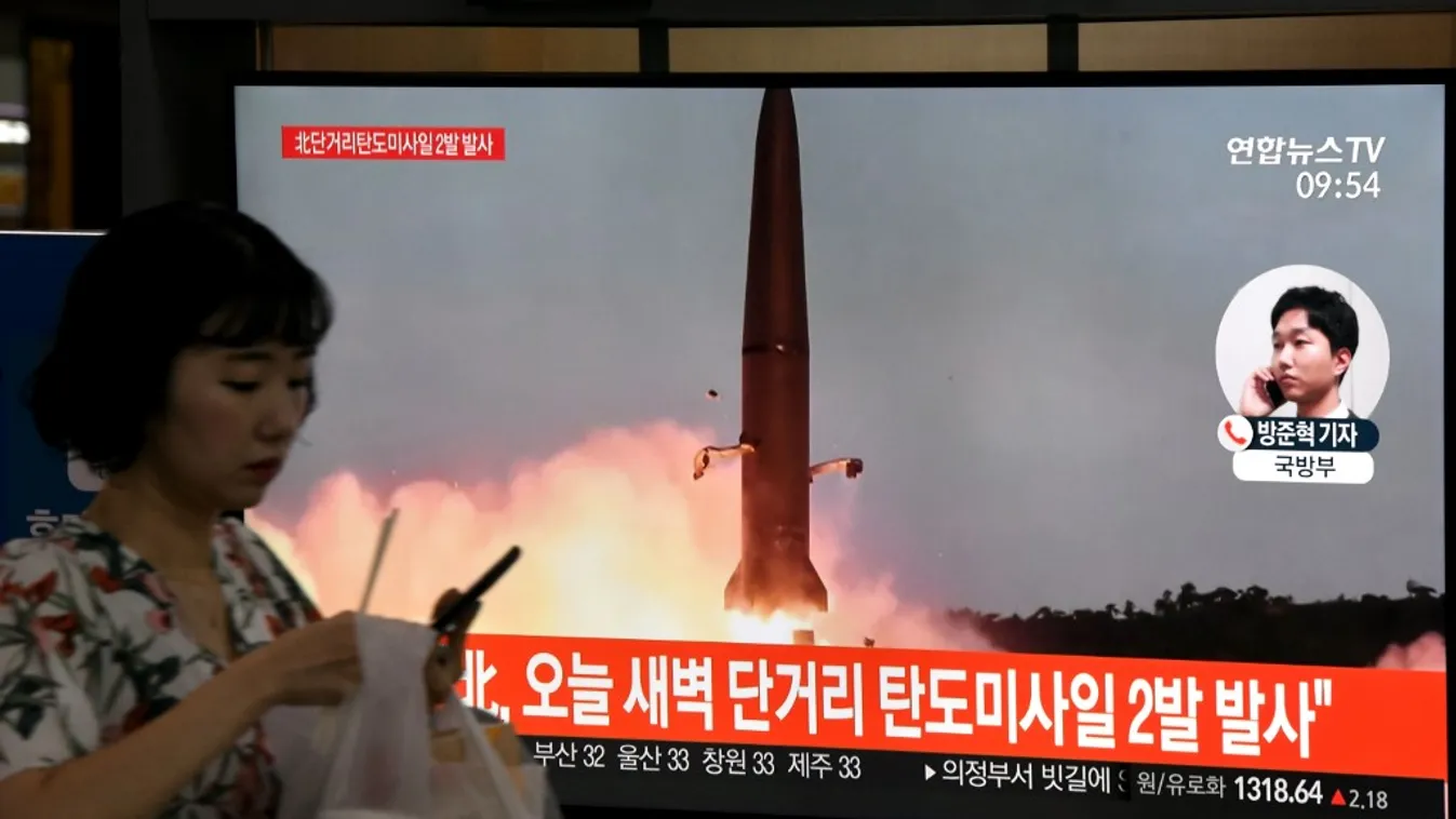 Észak-Korea újra rakétákat lőtt ki
