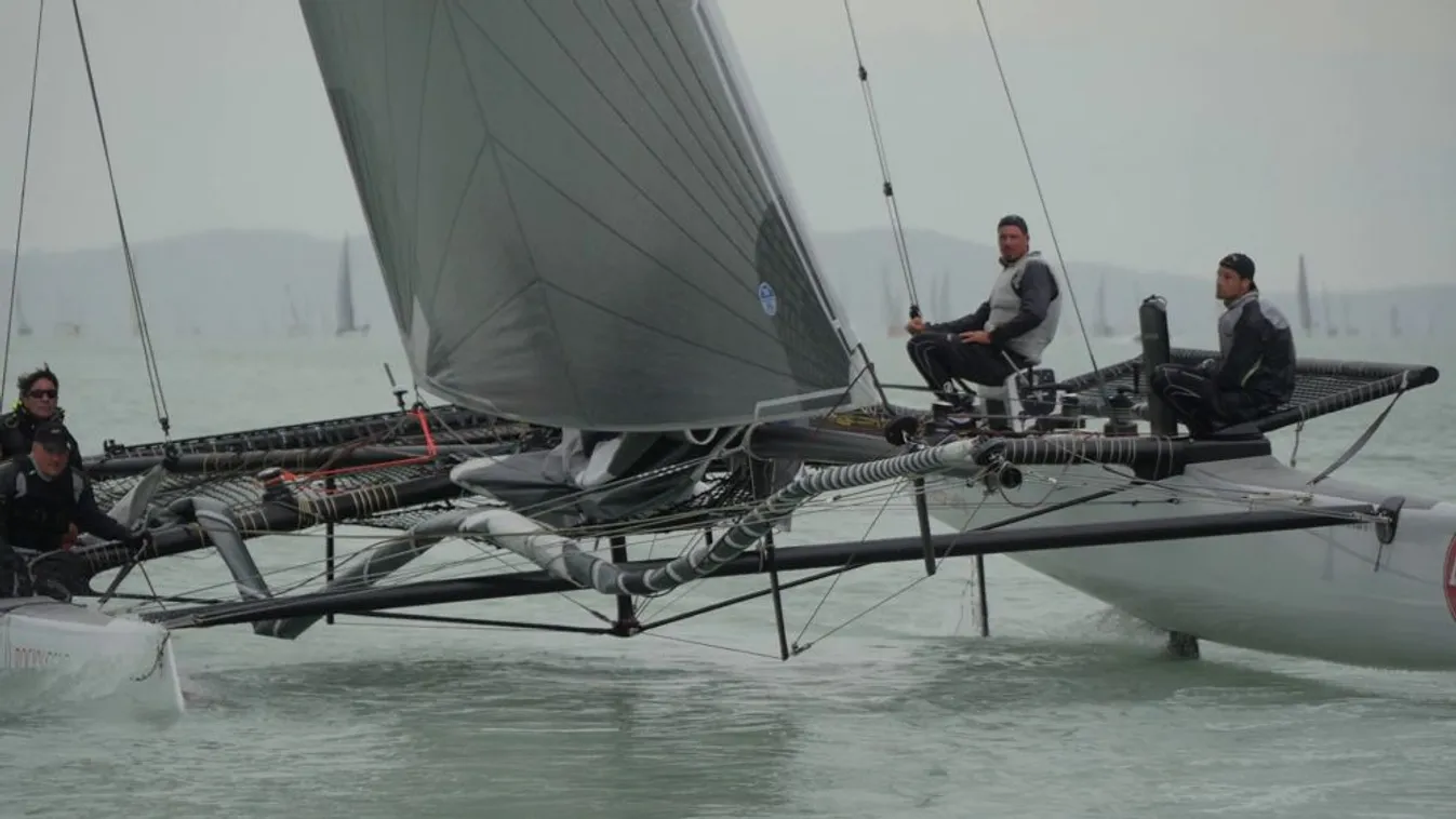 Fehér Szalag: Litkey Farkas a győztes