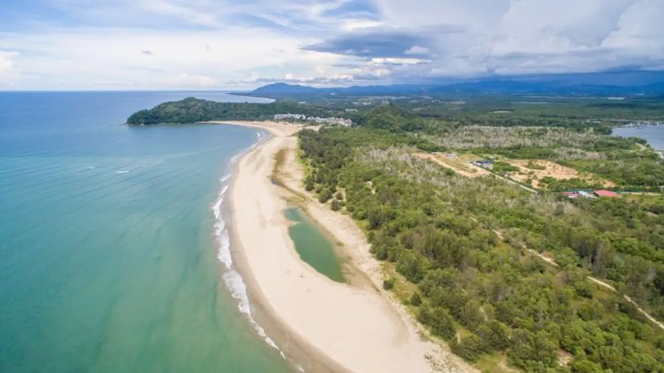 Hajóbaleset történt Borneónál, négyen meghaltak, 31-en eltűntek