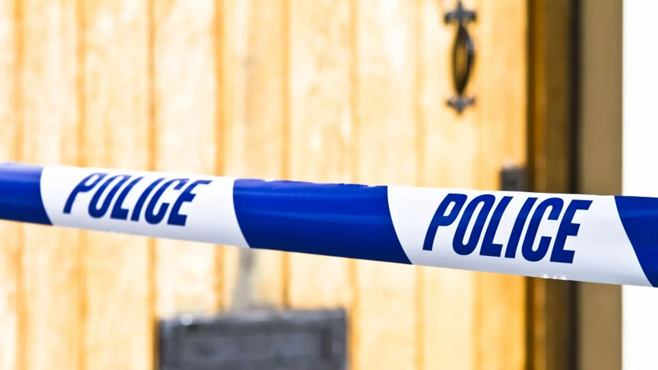 Három holttestet találtak egy budai lakásban