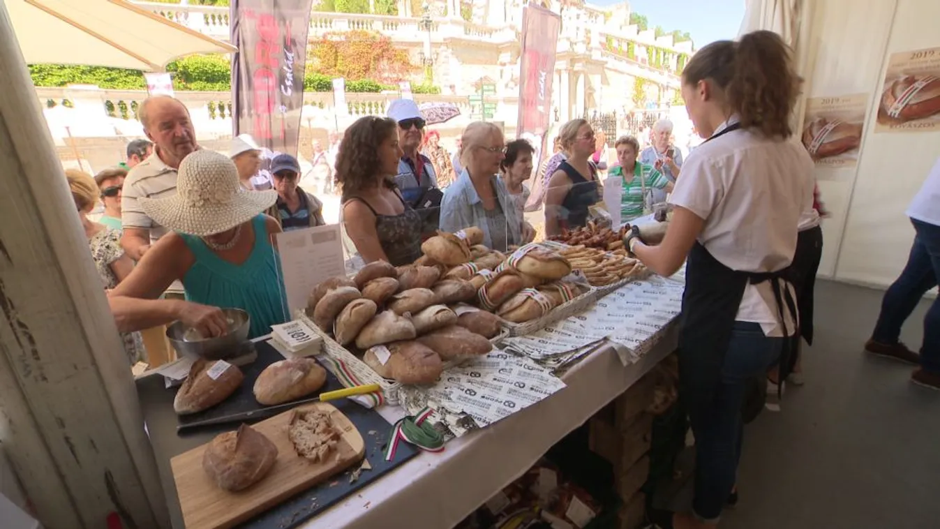 Sok látogatót vonzott a Magyar Ízek Utcája és a Mesterségek Ünnepe Budapesten