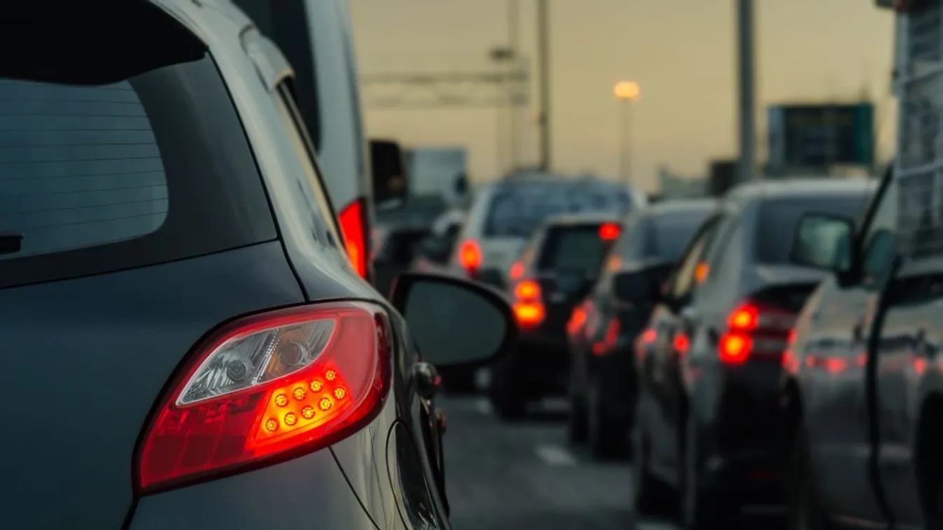 Torlódásokra kell számítani keddtől az M1-esen