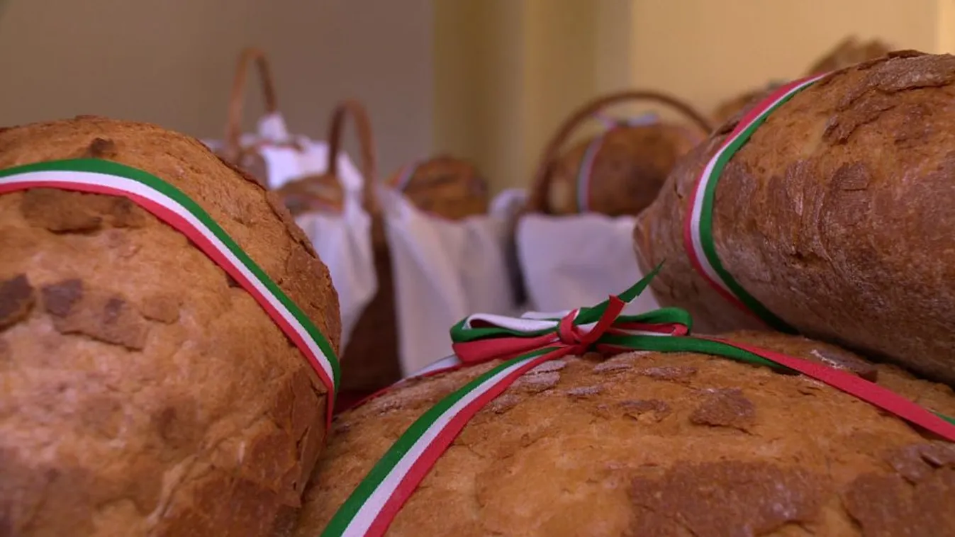 Ünneplés Erdélyben is