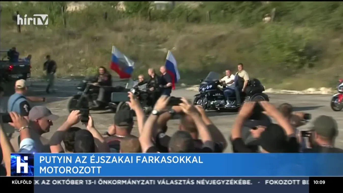 Putyin az Éjszakai Farkasokkal motorozott