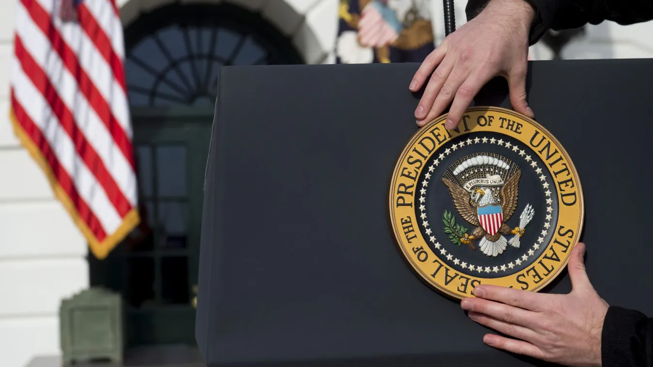 Az amerikai kormányzat engedélyezni fogja a migráns gyerekek korlátlan ideig tartó fogva tartását