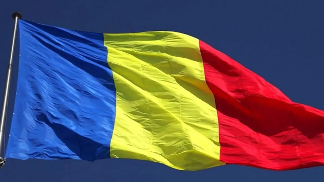 Bayer Zsolt: Románia előttünk jár