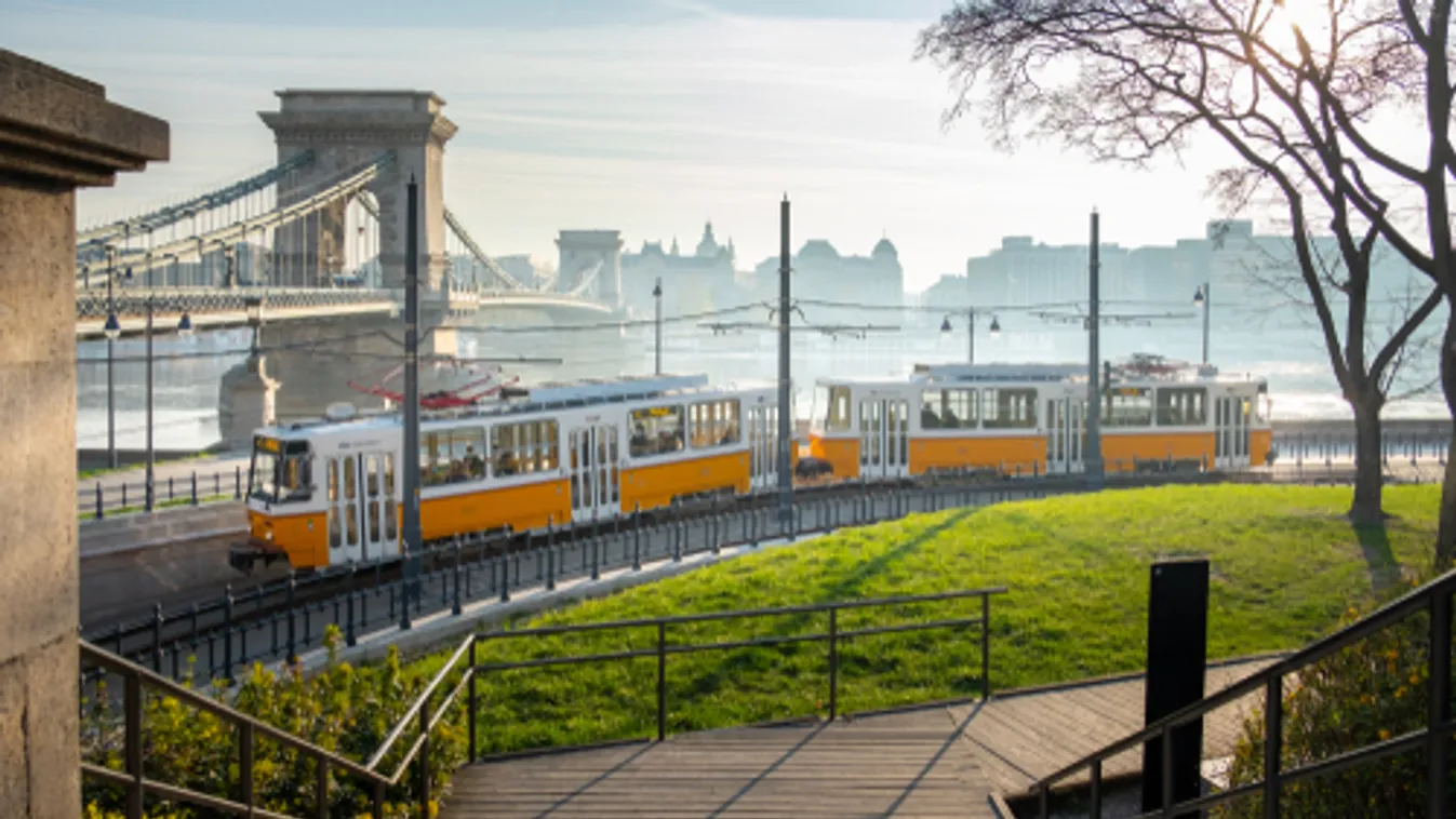 Szombaton munkanapi menetrend lesz érvényben a közösségi közlekedésben