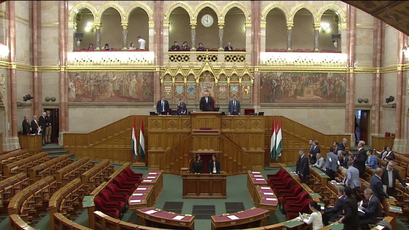 Határozatképtelen volt az Országgyűlés rendkívüli ülése