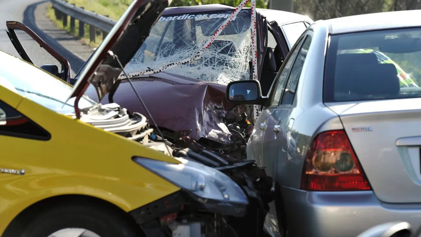 Baleset miatt lezárták a Ferihegyi repülőtérre vezető utat