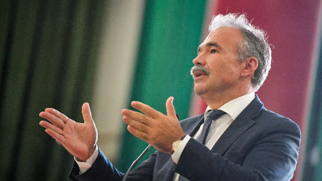 Nagy István: A nemzeti és az uniós források hozzájárulnak a sertéságazat versenyképességének növeléséhez