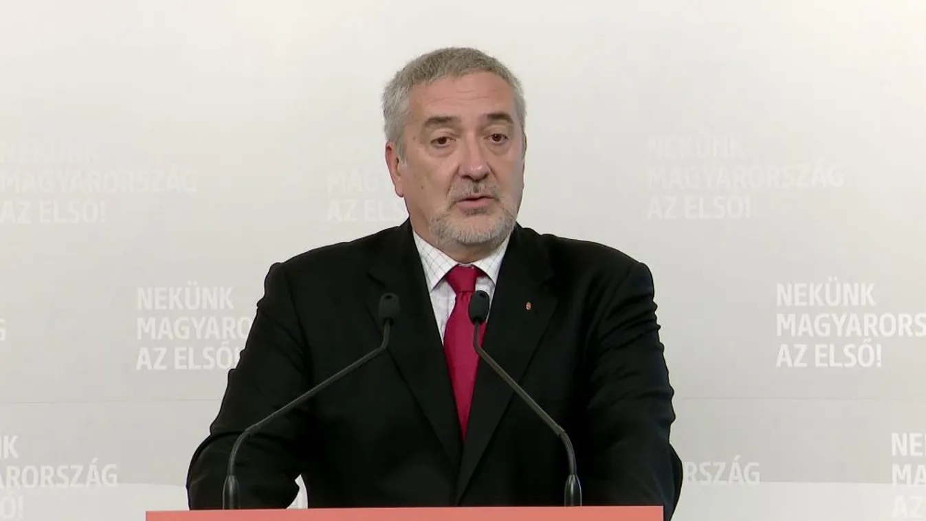 Halász János: Az ellenzéki polgármesterek betelepítenék a migránsokat