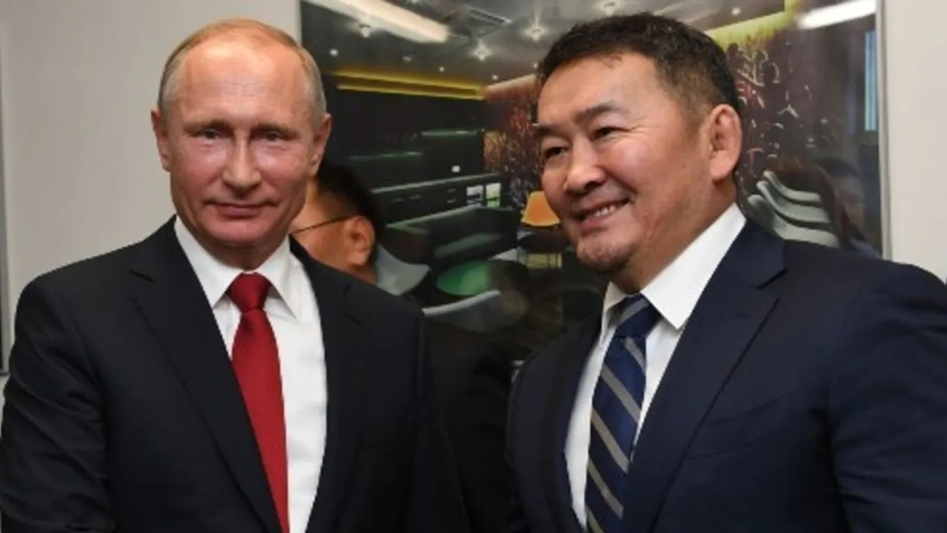 Új barátsági szerződést írt alá Putyin a mongol elnökkel Ulánbátorban