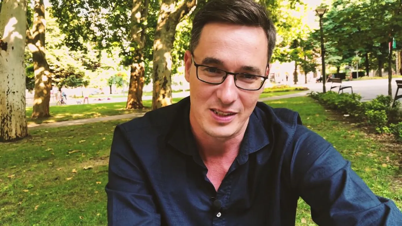 A Facebookon toboroz Karácsony Gergely