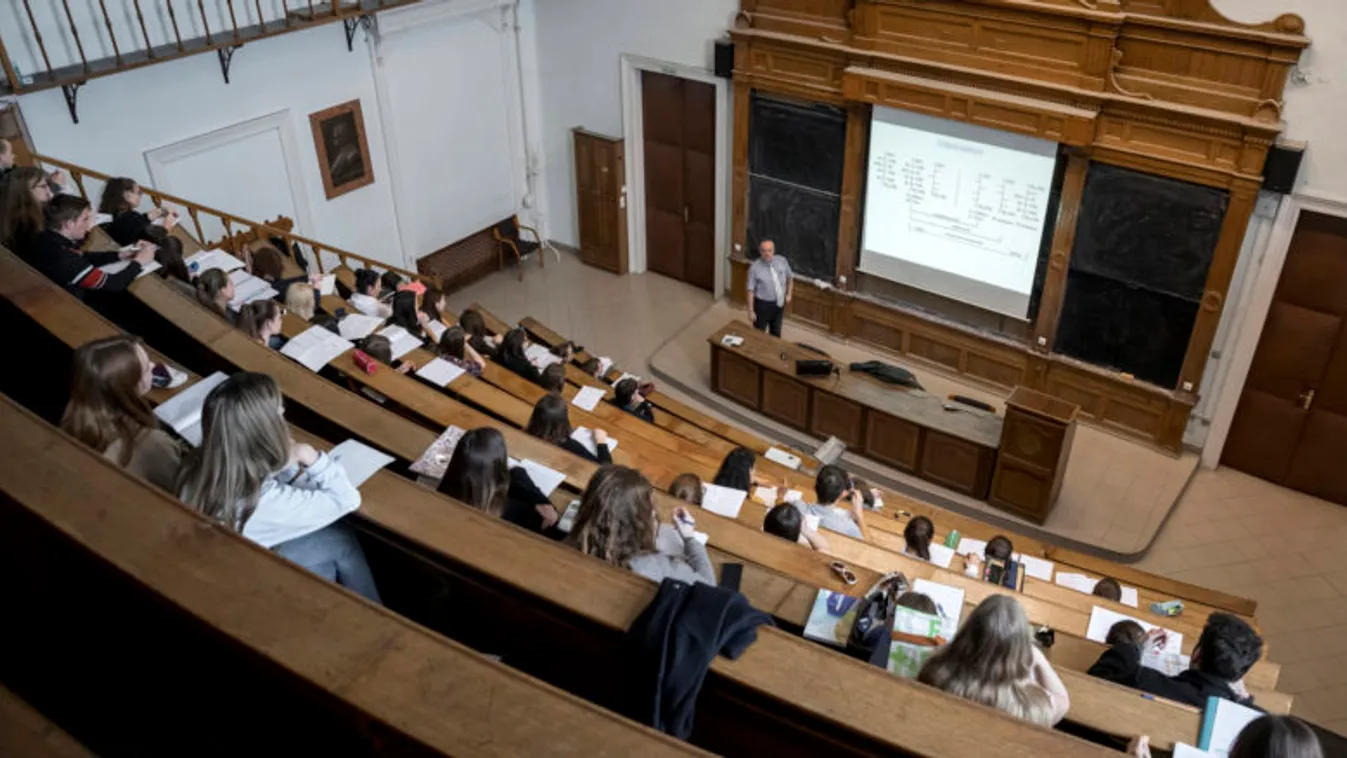 Új típusú digitális fejlesztések a felsőoktatásban