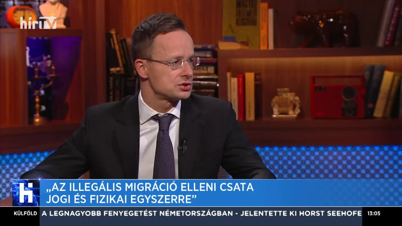 "Az illegális migráció elleni csata jogi és fizikai egyszerre"