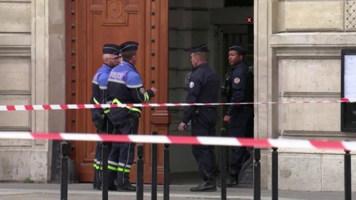 Letartóztattak öt embert, aki kapcsolatban állt a párizsi késelővel