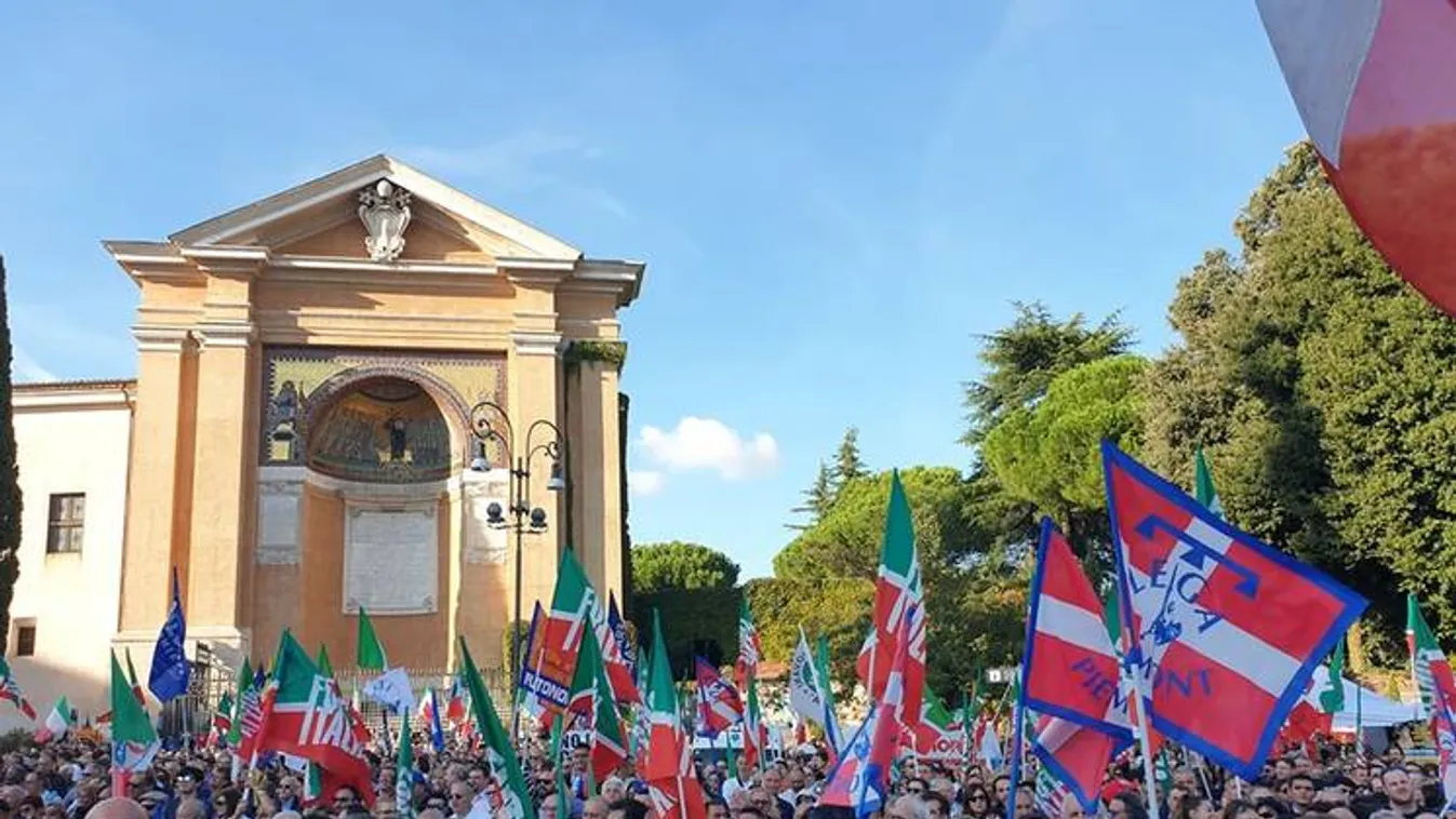 Salvini: Elzavarjuk a kommunistákat