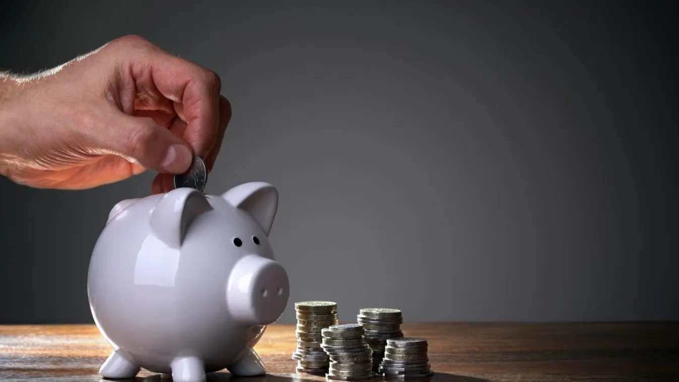 Egyre fiatalabb korosztály kezdi meg a nyugdíjas korra történő előtakarékoskodást