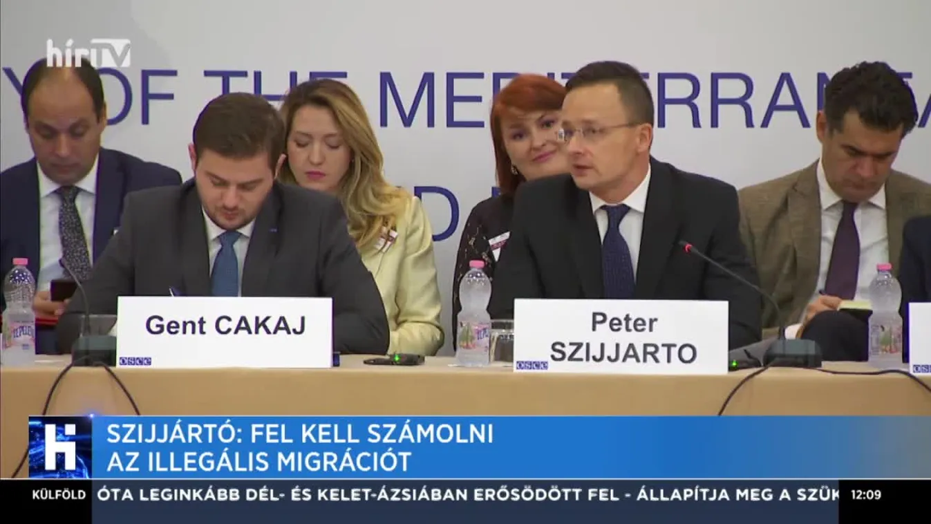 Szijjártó: Fel kell számolni az illegális migrációt