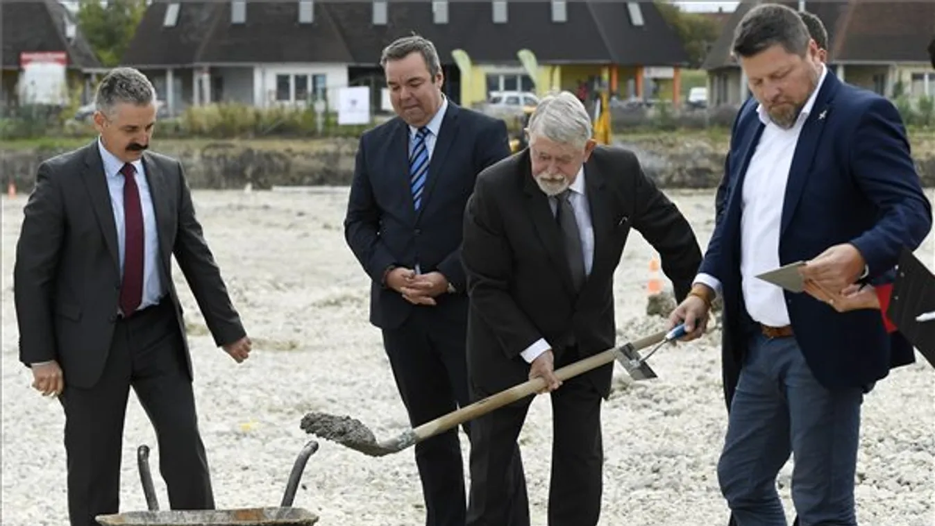 Kásler Miklós: Az úszás és a vízilabda a magyar identitás részévé vált