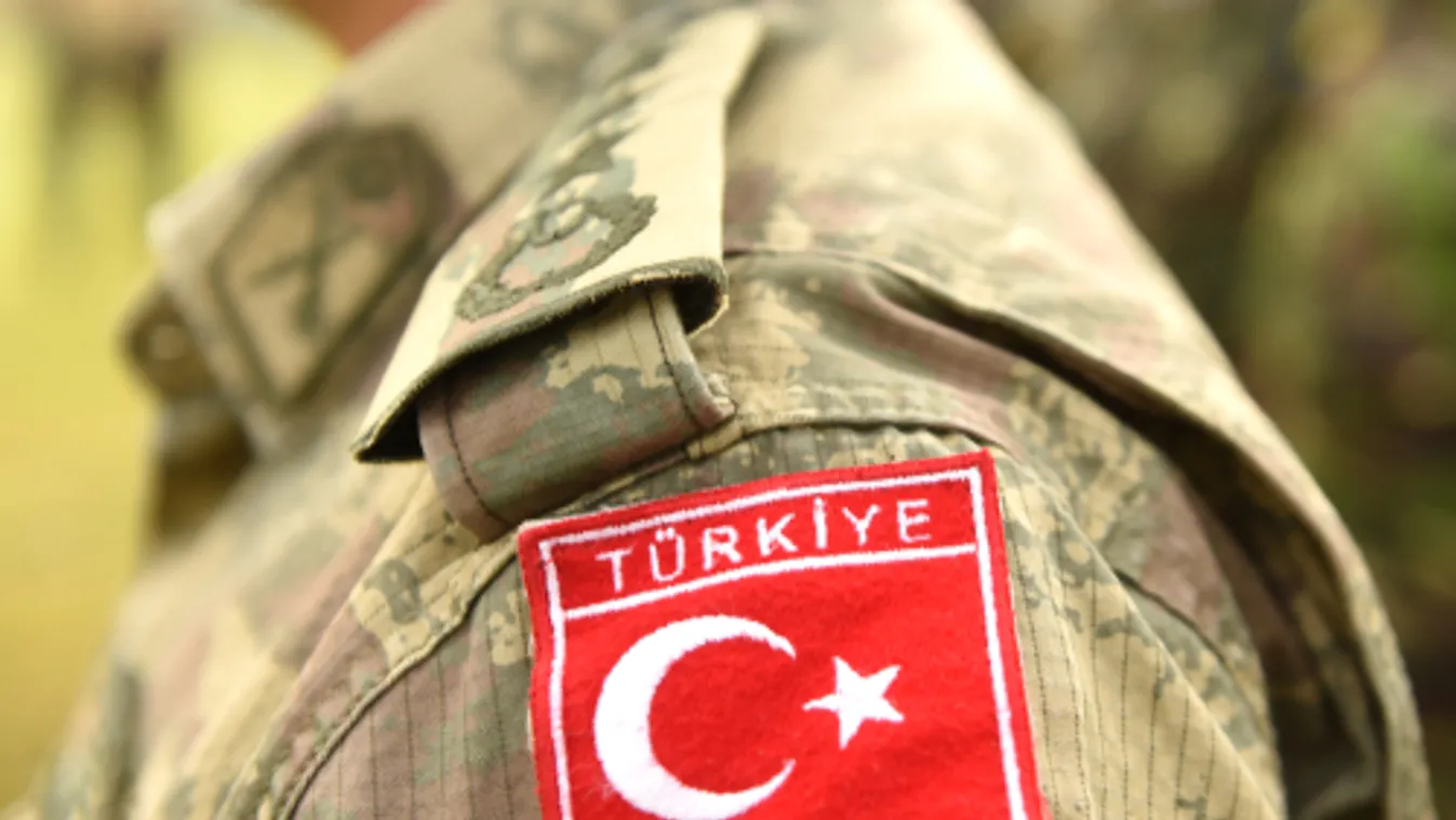 Pence: Tűzszüneti megállapodás született Törökországgal