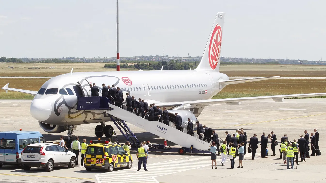 Továbbra is gyakran zavarják lézerrel a repülőket